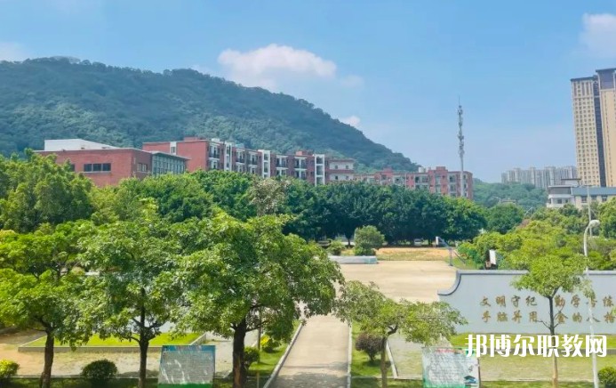 福州市華幟技工學(xué)校怎么樣、好不好
