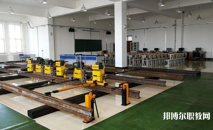 甘肅2025年鐵路學(xué)校有哪些專業(yè)