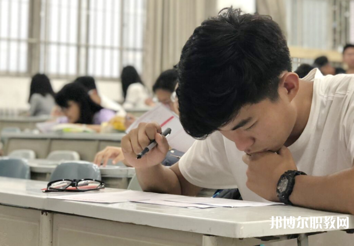 2025鹽城職教中心最新排名前三名單