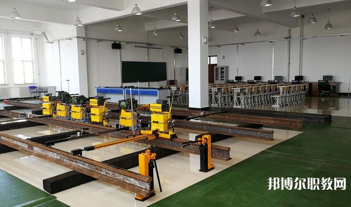 自貢2025年鐵路學(xué)校哪個(gè)專(zhuān)業(yè)比較好