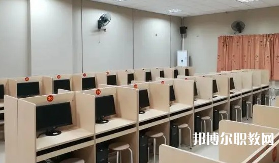 四川2025年消防技術(shù)工程學(xué)校都有什么專業(yè)適合女生